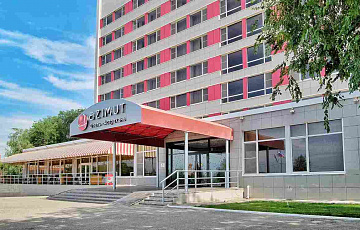 azimut_azimut_otel_astrakhan_11zon