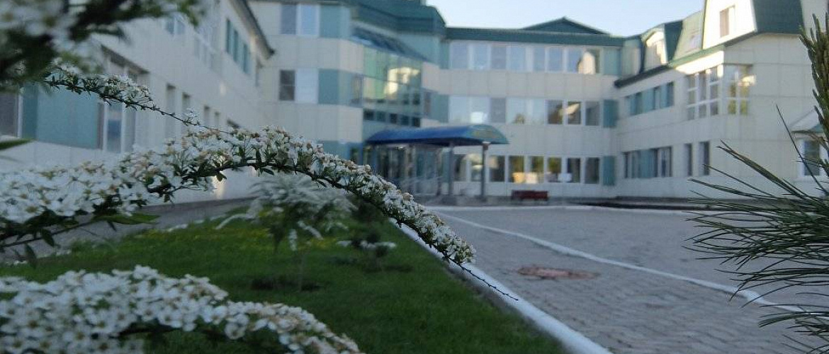 Территория гостиницы Юбилейной
